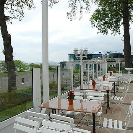 Radke Inn